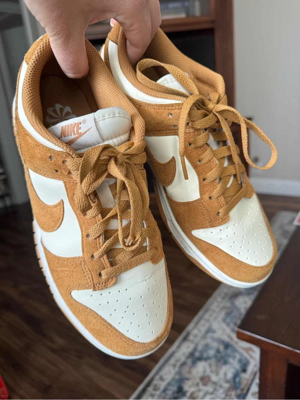 Nike Low-Top Sneakers in Tan and White